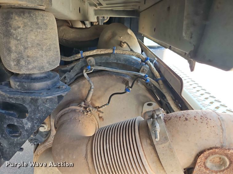 image for item EO8504 2019 Mack Granite dump truck