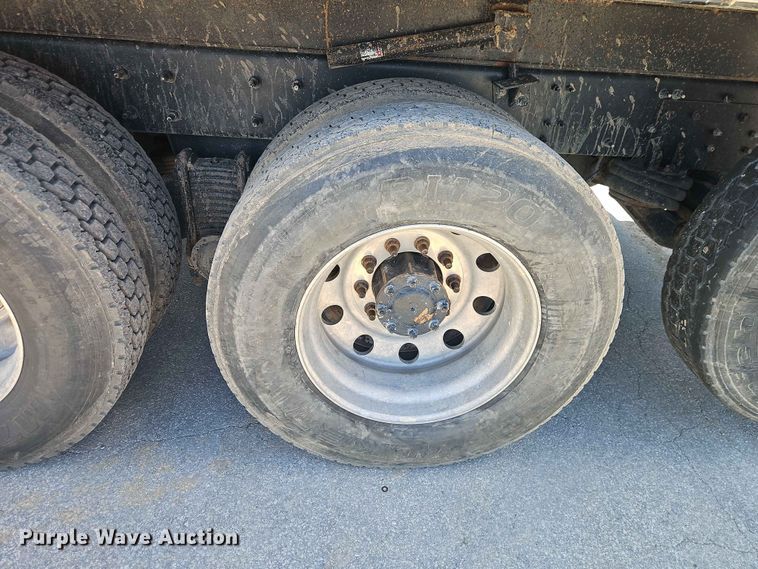image for item EO8504 2019 Mack Granite dump truck