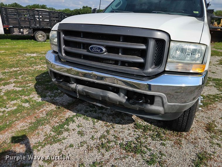 image for item EO8536 2003 Ford F350 Super Duty XL flatbed pickup truck