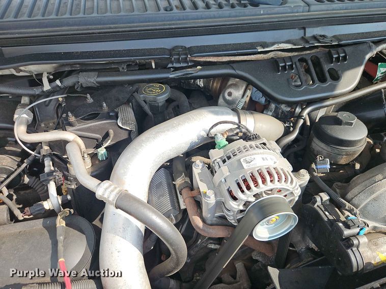 image for item EO8536 2003 Ford F350 Super Duty XL flatbed pickup truck