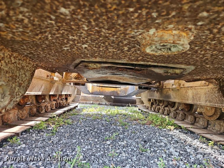 image for item EO8537 1986 Caterpillar D3B Z dozer