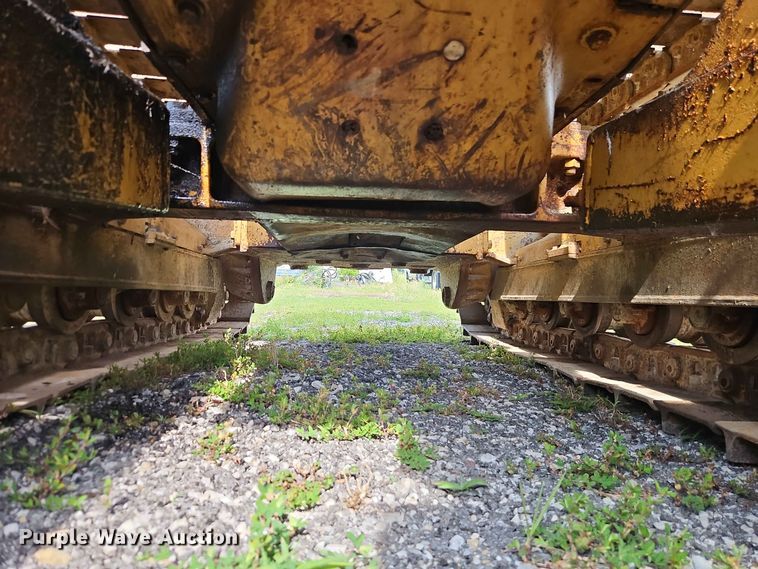 image for item EO8537 1986 Caterpillar D3B Z dozer
