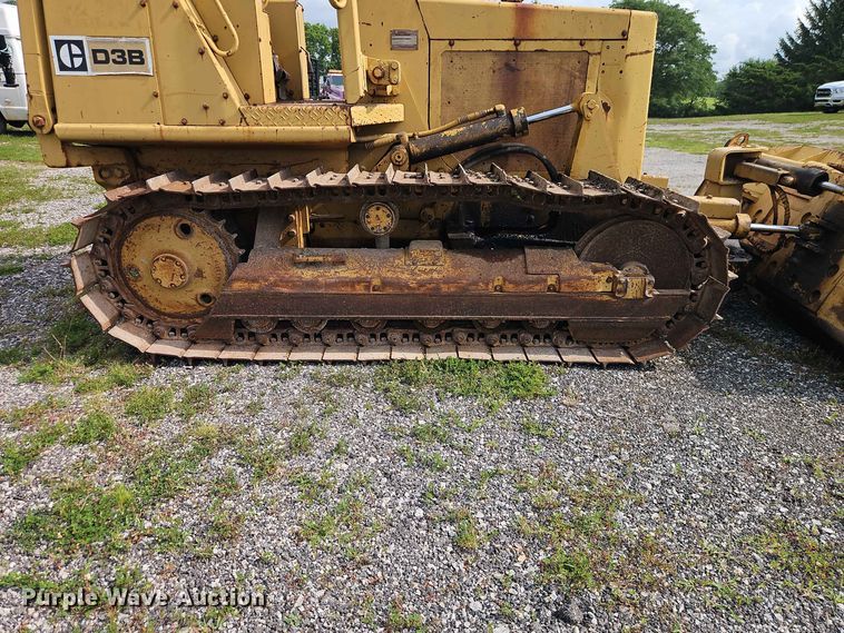 image for item EO8537 1986 Caterpillar D3B Z dozer
