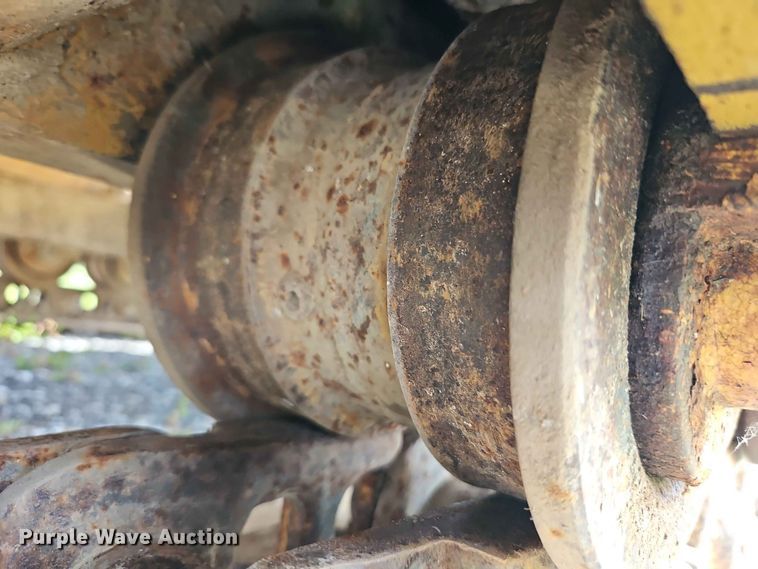 image for item EO8537 1986 Caterpillar D3B Z dozer