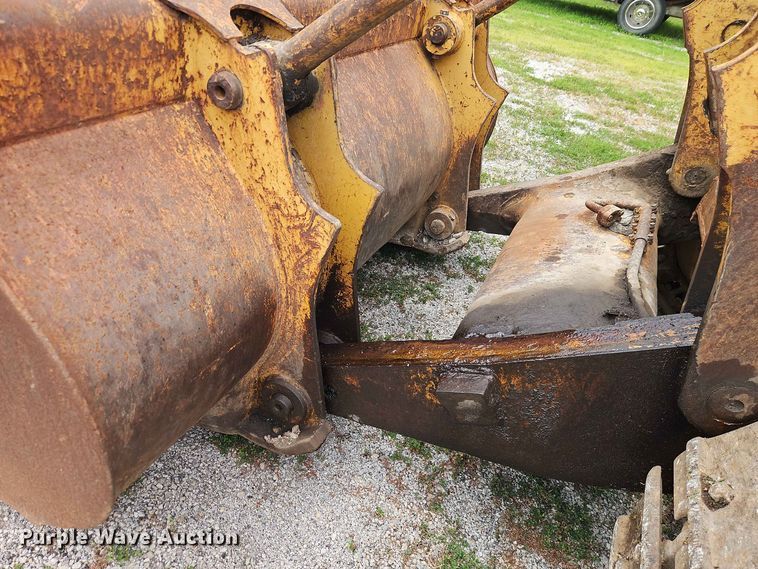 image for item EO8539 Caterpillar 977L track loader