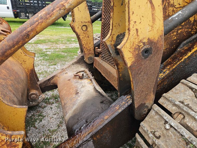 image for item EO8539 Caterpillar 977L track loader
