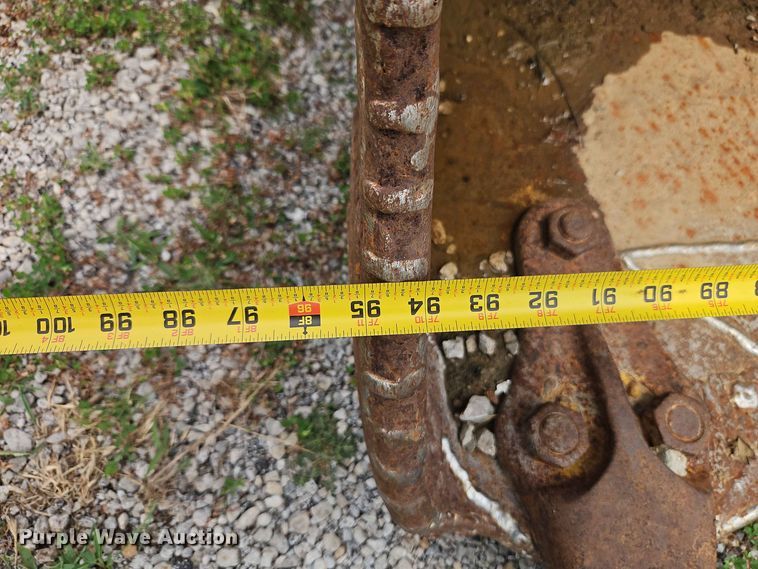 image for item EO8539 Caterpillar 977L track loader