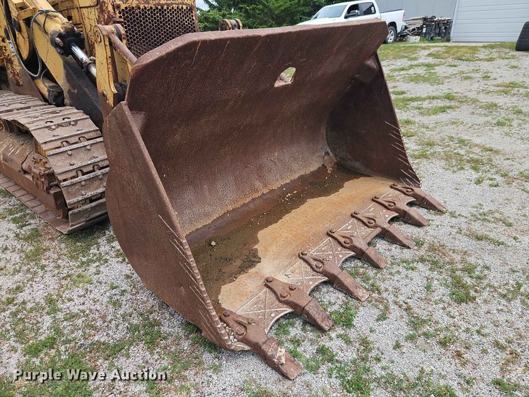 image for item EO8539 Caterpillar 977L track loader