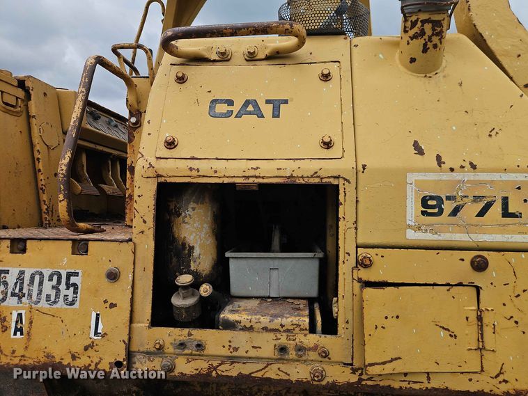 image for item EO8539 Caterpillar 977L track loader