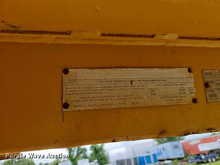 image for item EO8539 Caterpillar 977L track loader