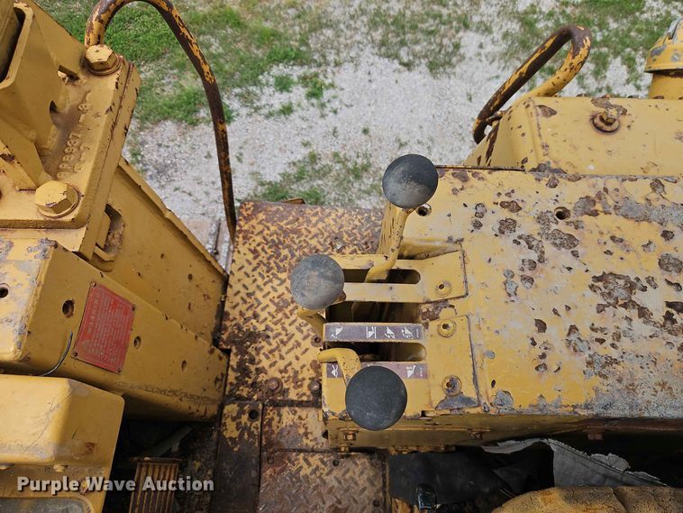 image for item EO8539 Caterpillar 977L track loader