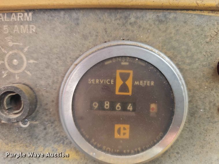 image for item EO8539 Caterpillar 977L track loader