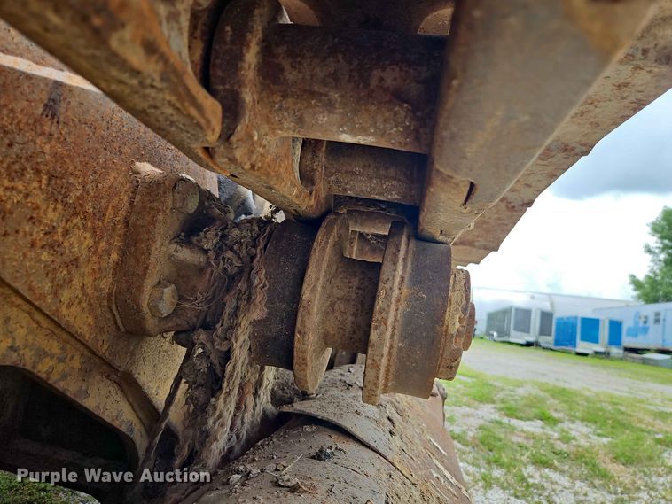 image for item EO8539 Caterpillar 977L track loader