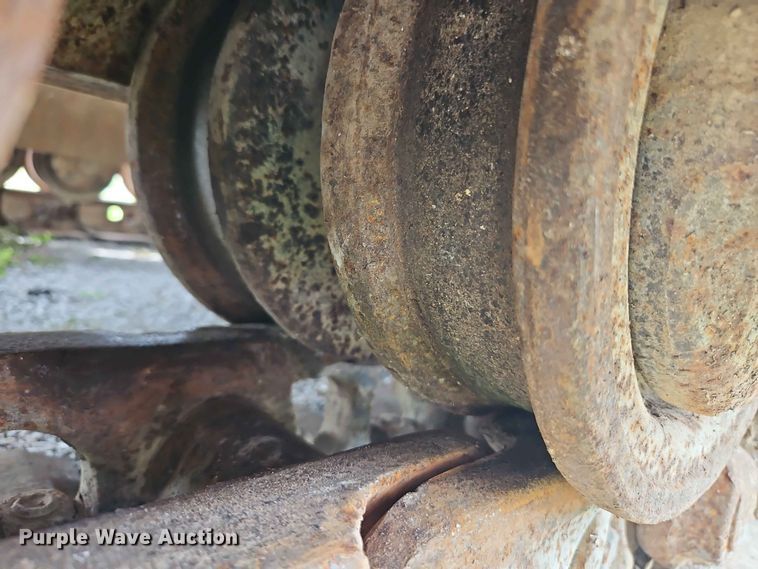 image for item EO8539 Caterpillar 977L track loader
