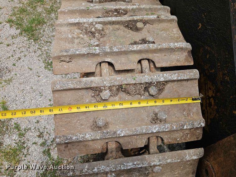 image for item EO8539 Caterpillar 977L track loader