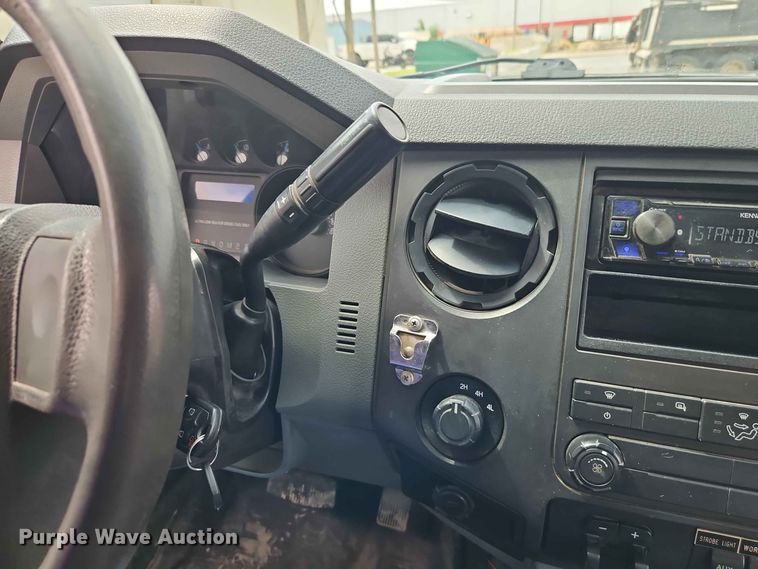 image for item EO8547 2012 Ford F-550 utility / service truck