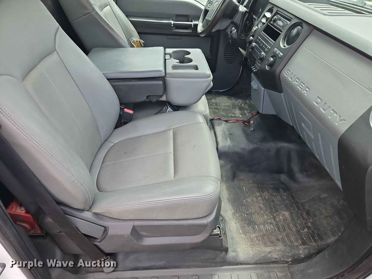 image for item EO8547 2012 Ford F-550 utility / service truck
