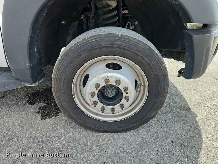 image for item EO8547 2012 Ford F-550 utility / service truck