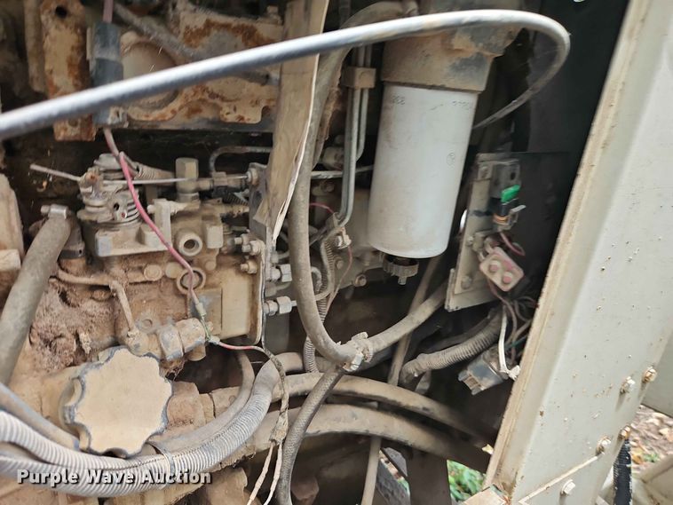 image for item EO8550 2006 Woodchuck WC1200CF wood chipper