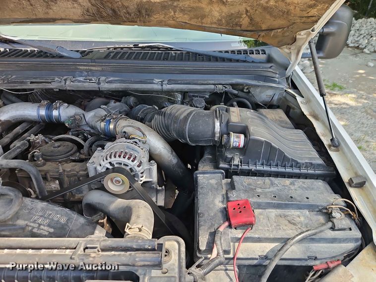 image for item EO8552 1999 Ford F550 utility / service truck