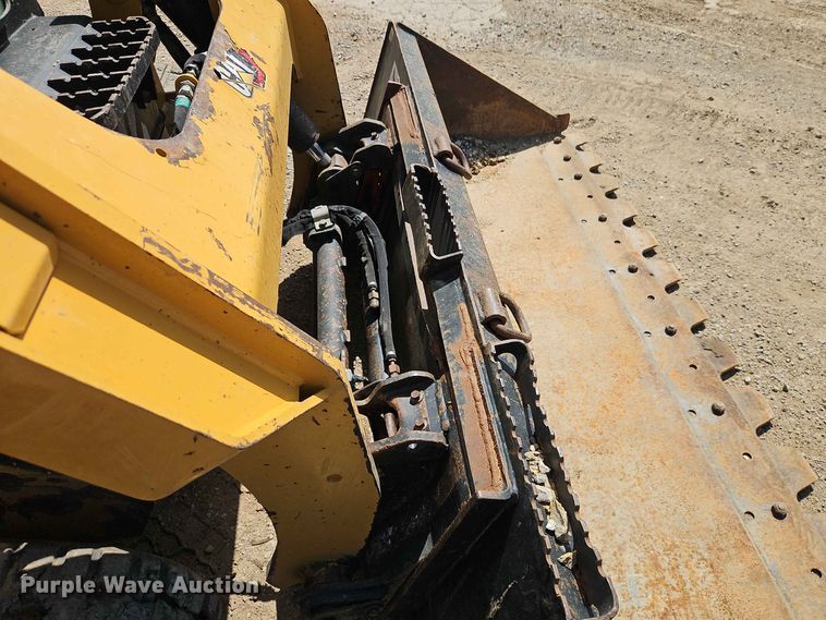 image for item EO8553 2020 Caterpillar 259D3 tracked skid steer loader