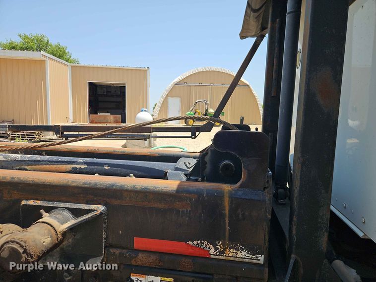 image for item EO8554 2007 Kenworth T800 roll-off container truck