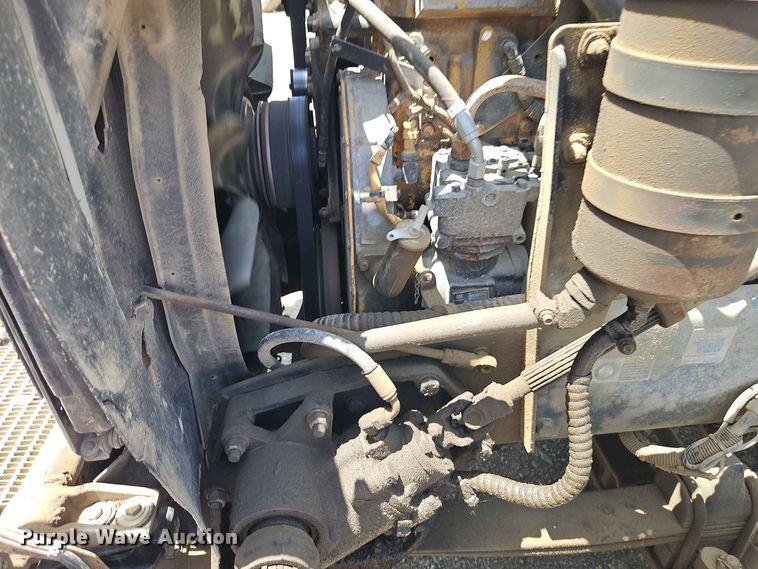 image for item EO8554 2007 Kenworth T800 roll-off container truck