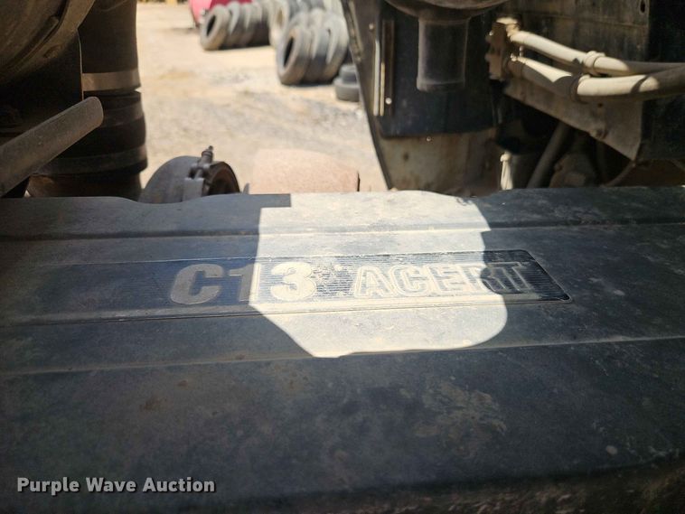 image for item EO8554 2007 Kenworth T800 roll-off container truck