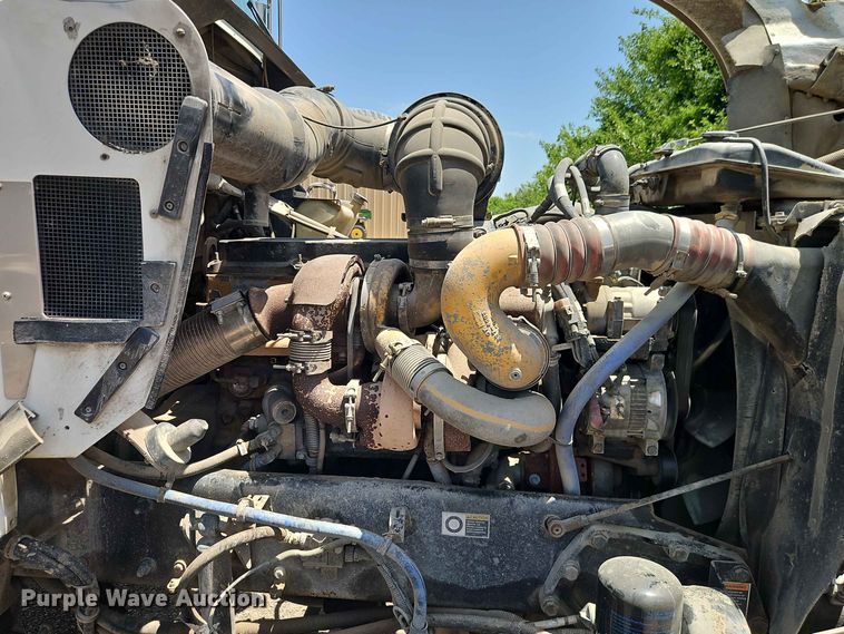 image for item EO8554 2007 Kenworth T800 roll-off container truck