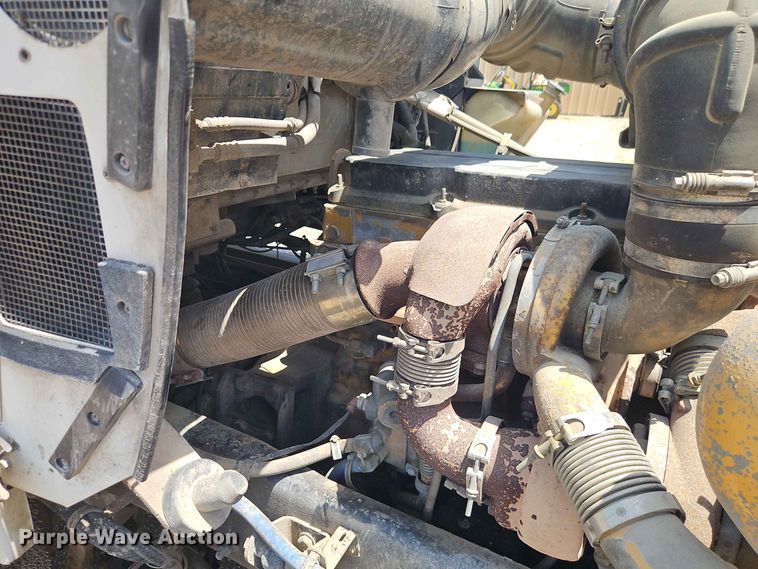 image for item EO8554 2007 Kenworth T800 roll-off container truck