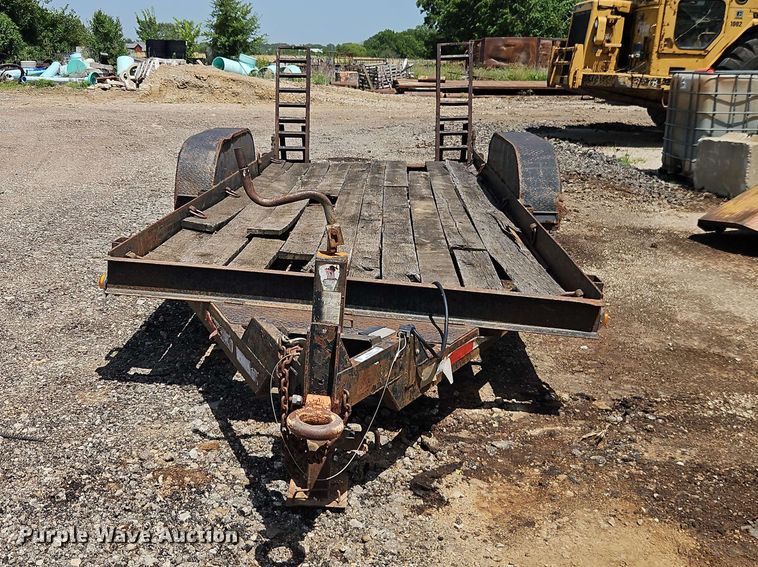 image for item EO8555 2001 Cronkhite Industries equipment trailer