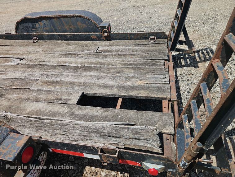 image for item EO8555 2001 Cronkhite Industries equipment trailer