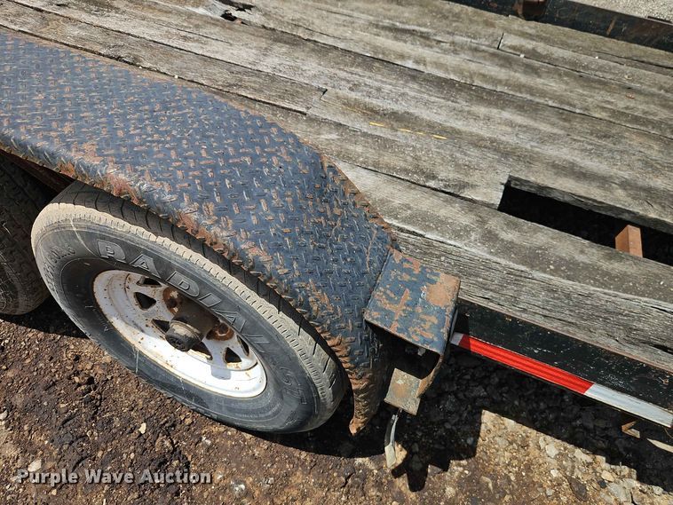 image for item EO8555 2001 Cronkhite Industries equipment trailer