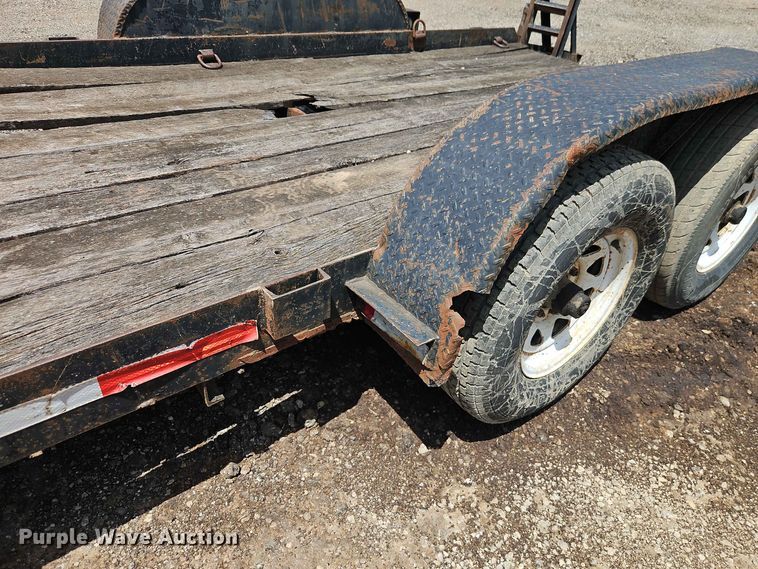 image for item EO8555 2001 Cronkhite Industries equipment trailer