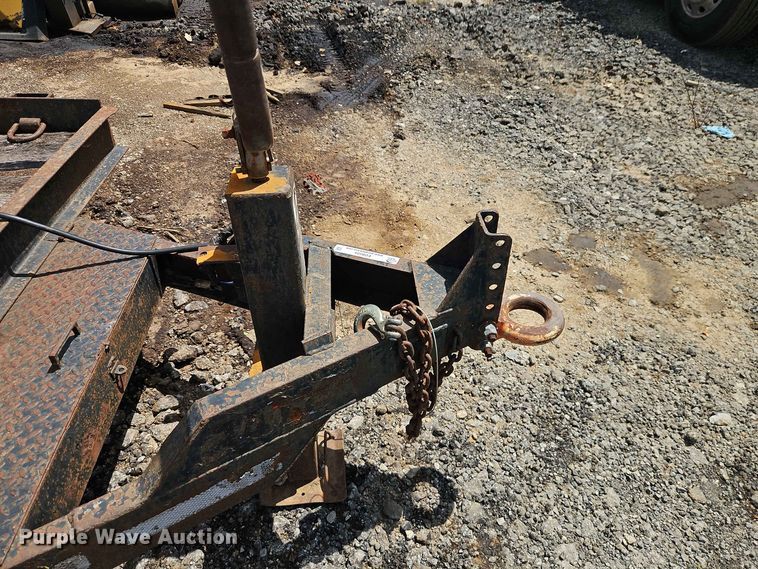 image for item EO8555 2001 Cronkhite Industries equipment trailer