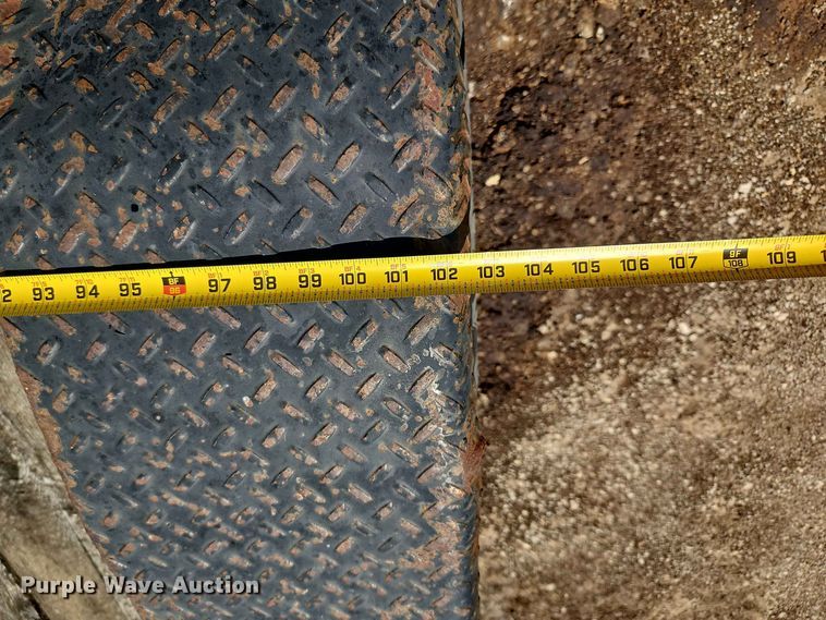 image for item EO8555 2001 Cronkhite Industries equipment trailer