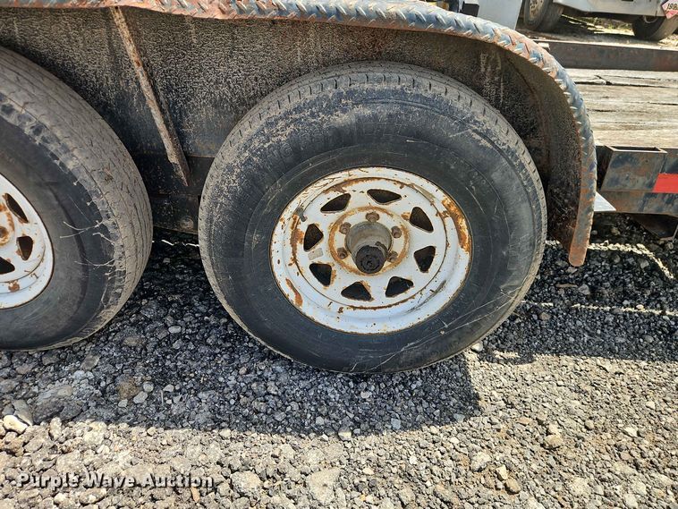 image for item EO8555 2001 Cronkhite Industries equipment trailer