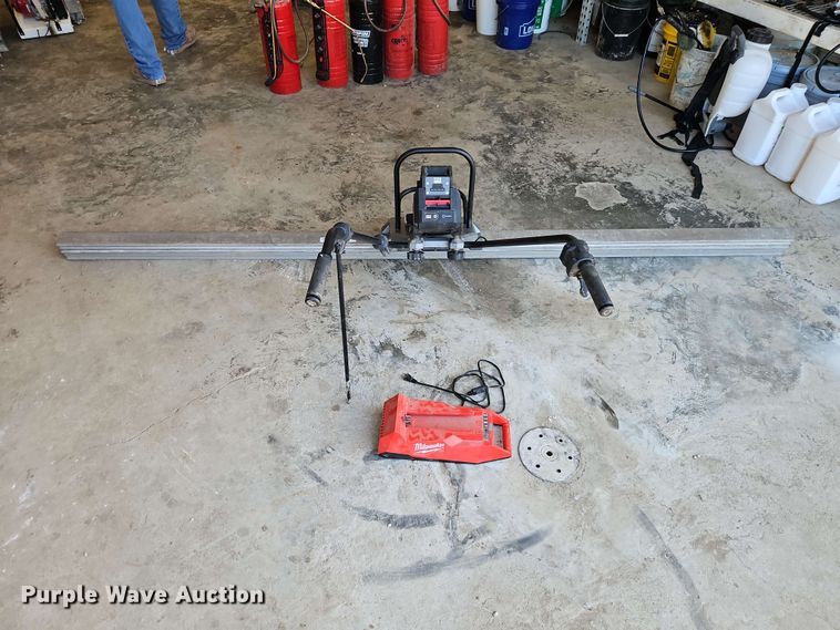 image for item EO8563 Milwaukee power screed