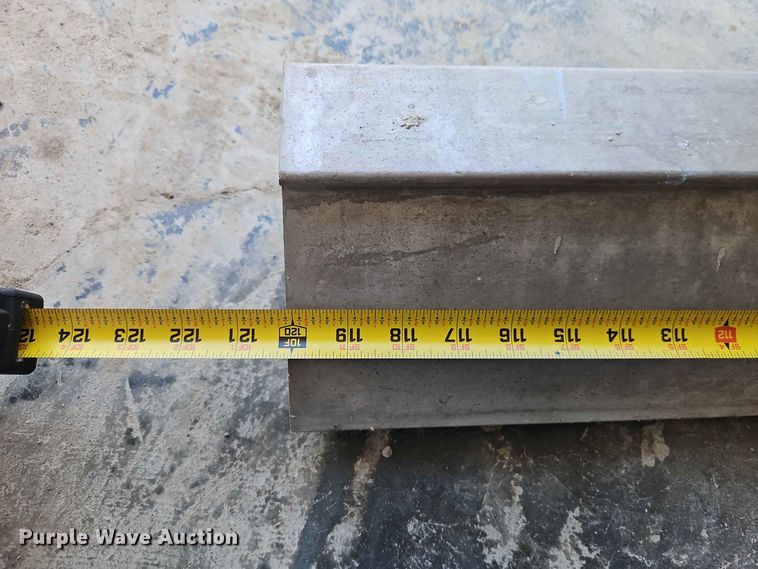 image for item EO8563 Milwaukee power screed