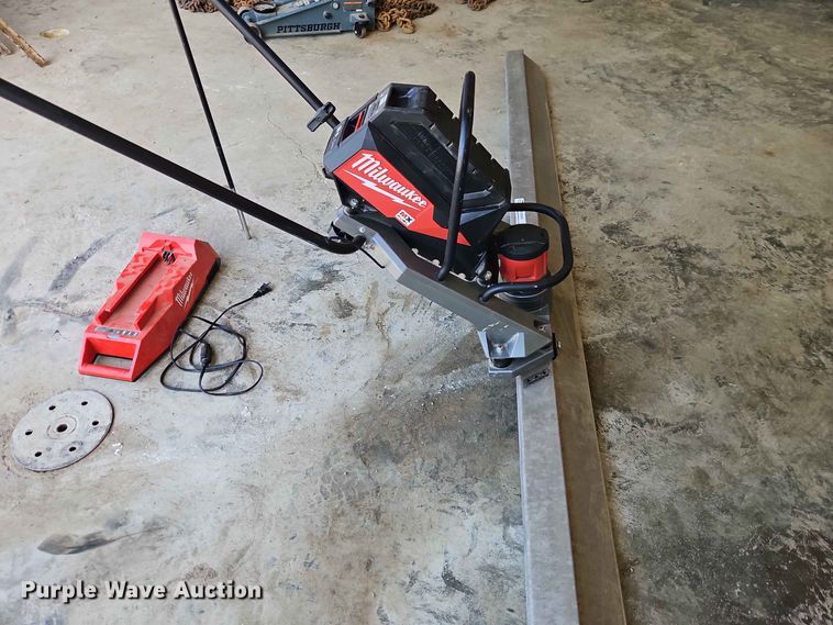 image for item EO8563 Milwaukee power screed