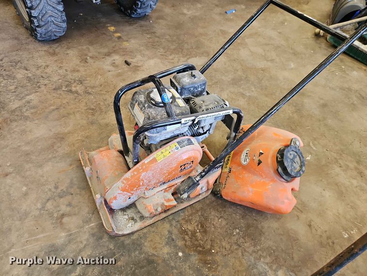 image for item EO8565 (2) plate compactors