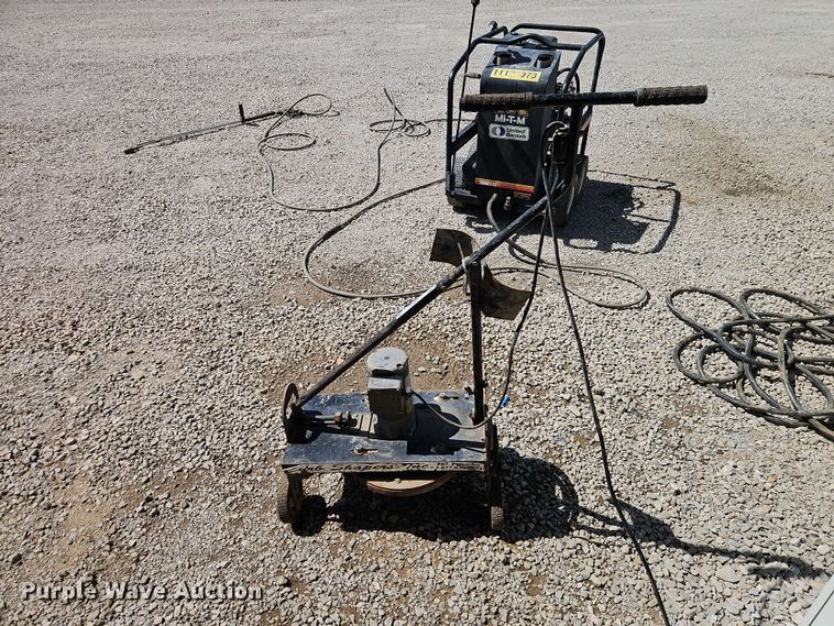 image for item EO8568 Curb Shaper Inc curb shaper