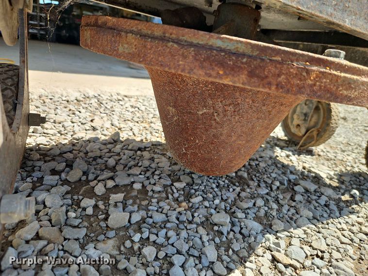 image for item EO8568 Curb Shaper Inc curb shaper
