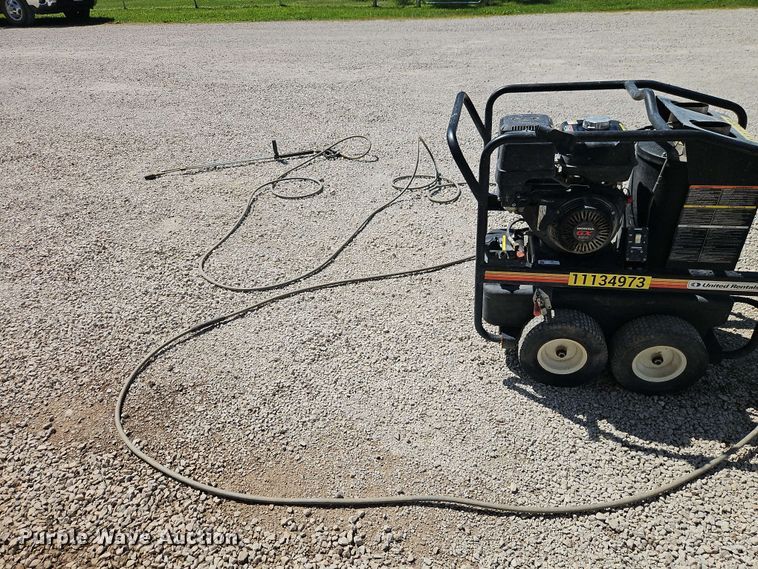 image for item EO8569 Mi-T-M HSP-3504-3MGH pressure washer