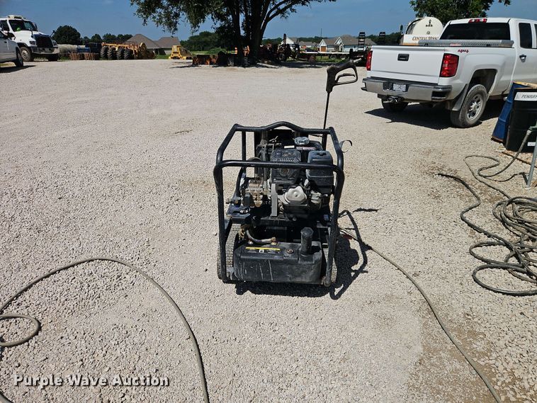 image for item EO8569 Mi-T-M HSP-3504-3MGH pressure washer