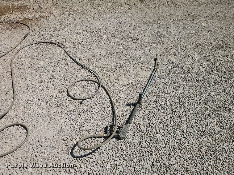 image for item EO8569 Mi-T-M HSP-3504-3MGH pressure washer