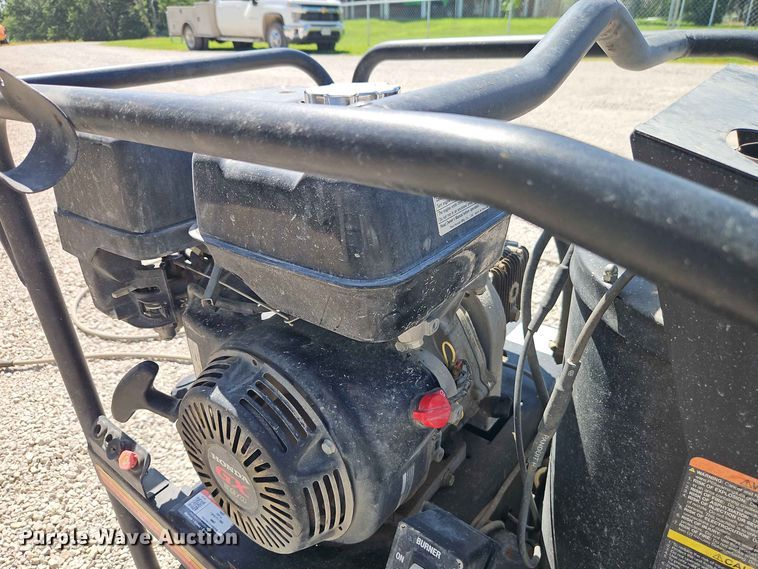 image for item EO8569 Mi-T-M HSP-3504-3MGH pressure washer