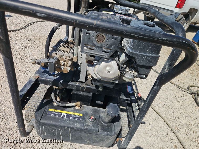 image for item EO8569 Mi-T-M HSP-3504-3MGH pressure washer