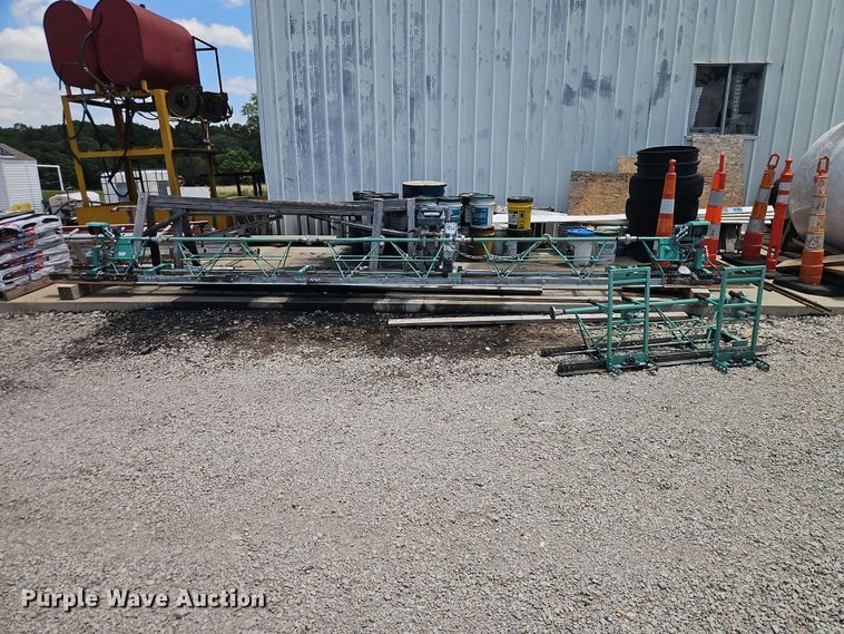 image for item EO8574 Whiteman truss screed