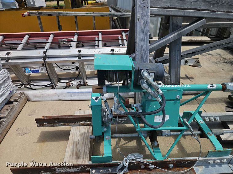 image for item EO8574 Whiteman truss screed